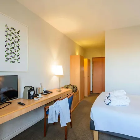 Hotel Novotel Corso Giulio Cesare