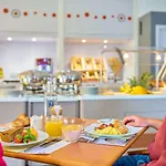 Novotel Corso Giulio Cesare Hotel 4*