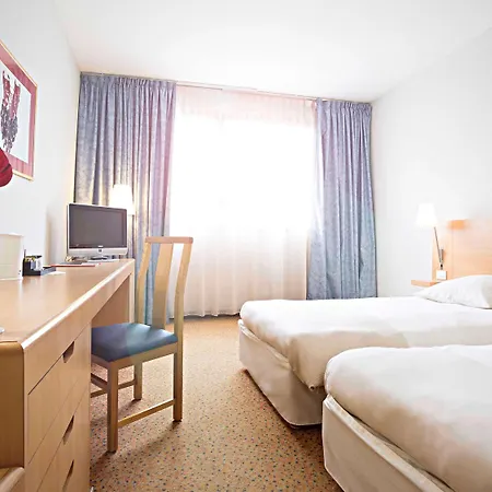 Novotel Corso Giulio Cesare Hotel Turin