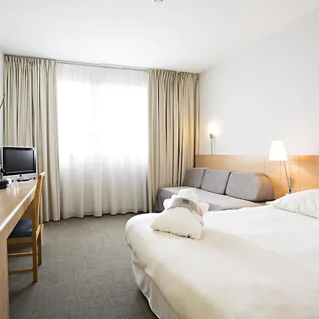 Novotel Corso Giulio Cesare Hotel 4*