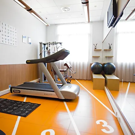 Novotel Corso Giulio Cesare 4* Turín