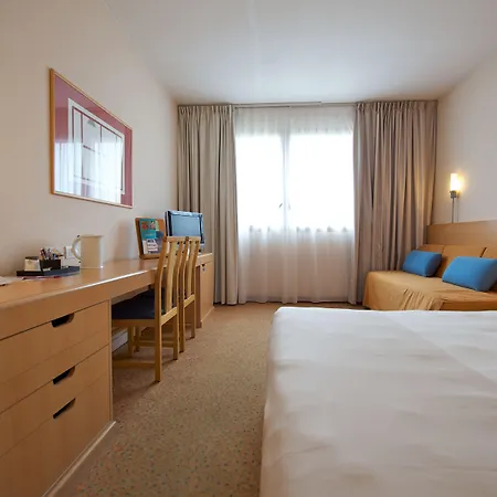 Novotel Corso Giulio Cesare Hotel