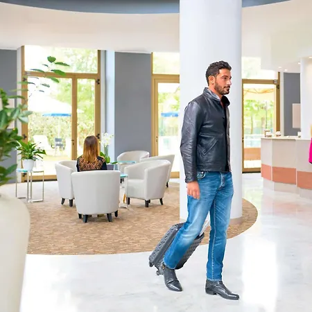 Novotel Corso Giulio Cesare Hotel 4*