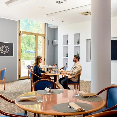 Novotel Corso Giulio Cesare 4*