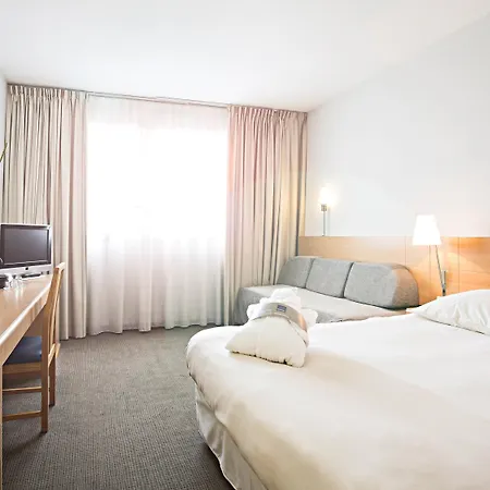 Novotel Corso Giulio Cesare Szálloda 4*