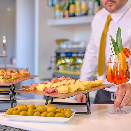 Szálloda Novotel Corso Giulio Cesare 4*