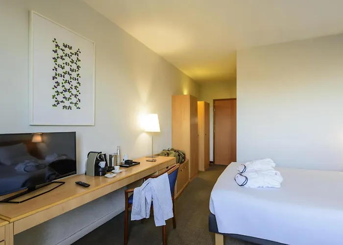 Novotel Corso Giulio Cesare