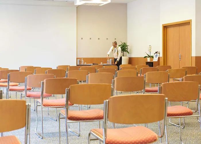 Hotel Novotel Corso Giulio Cesare 4*